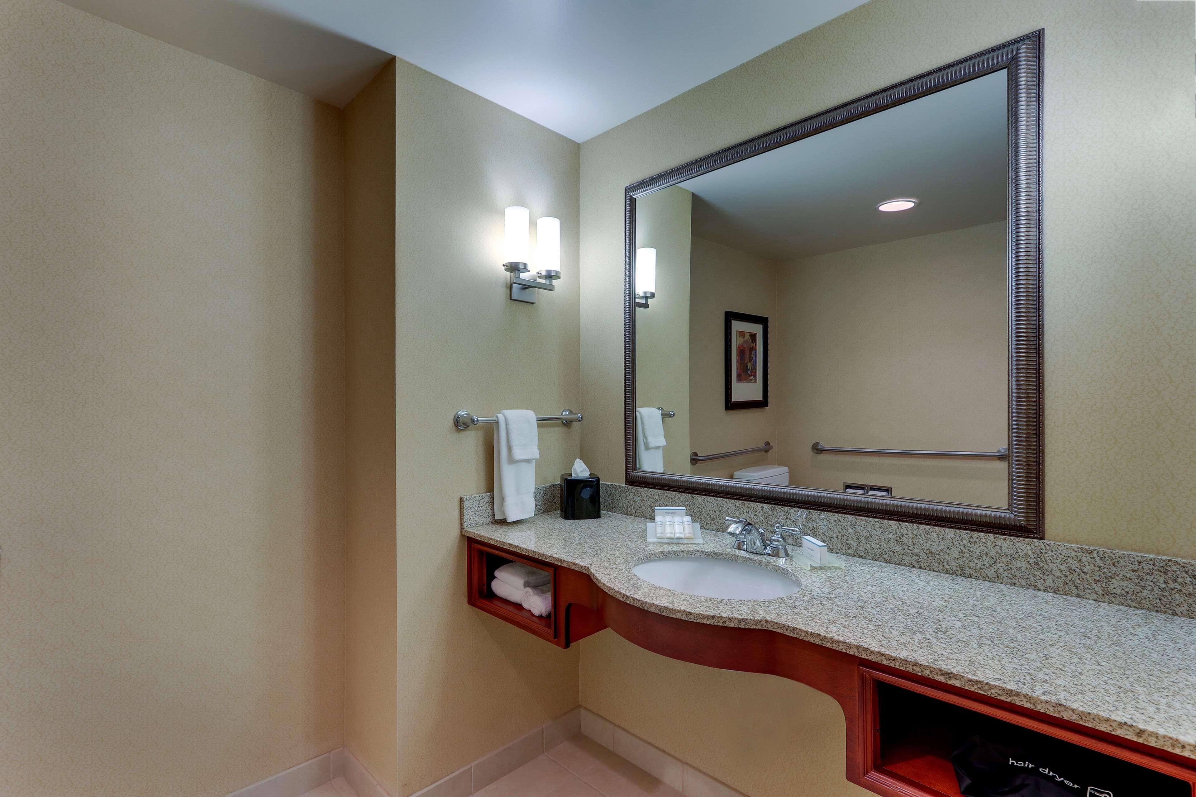 Hilton Garden Inn Indianapolis Airport Plainfield Eksteriør bilde