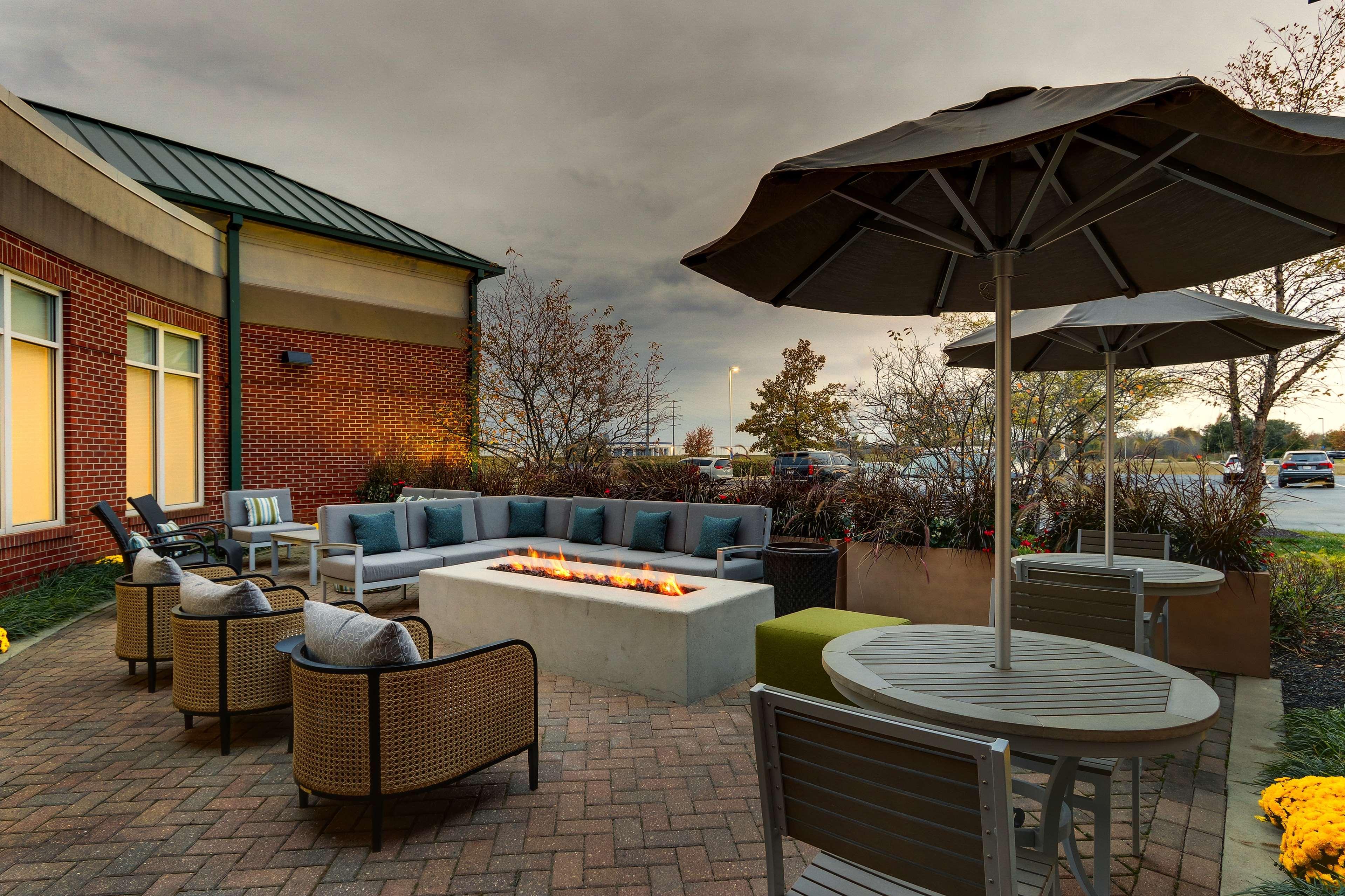 Hilton Garden Inn Indianapolis Airport Plainfield Eksteriør bilde